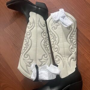Wild Fable Black and White Heeled Boots